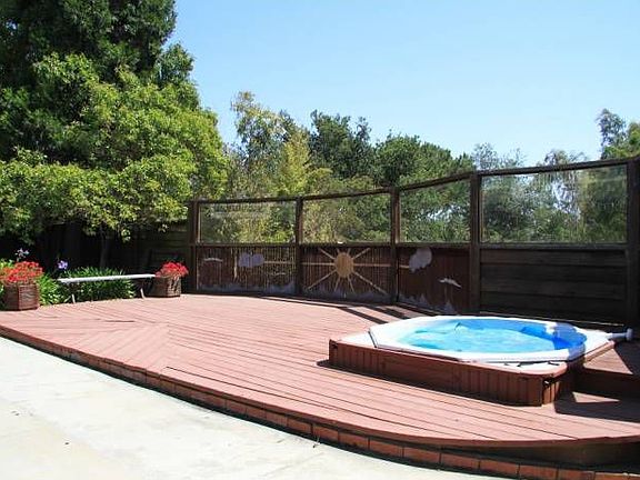 Hot Tub/Deck