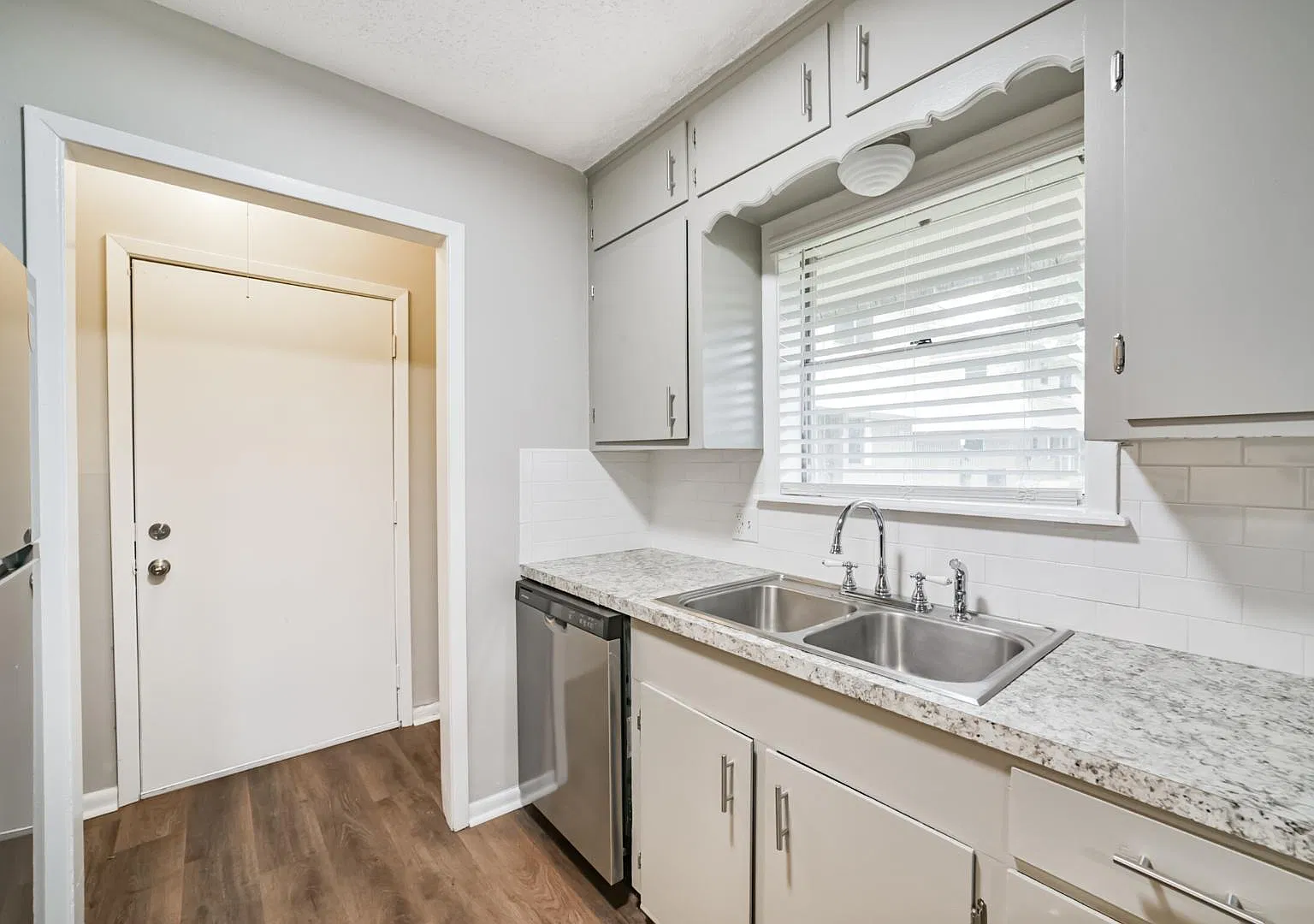 3529 Midwest Drive - A — Photo 4