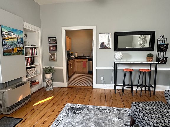 3rd image of 12 Obrion St APT 2
