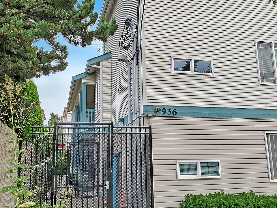 Street Side View