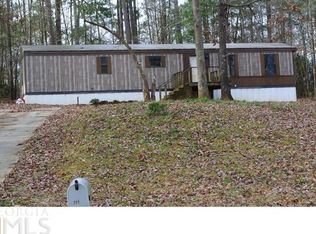 388 Lakeshore Dr, Jackson, GA 30233