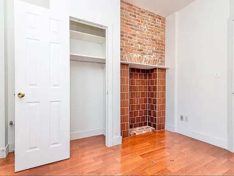 294 Harman St #2LR — Photo 4