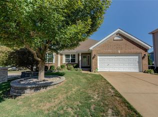 95 Rivermeadows Dr, Florissant, MO 63031