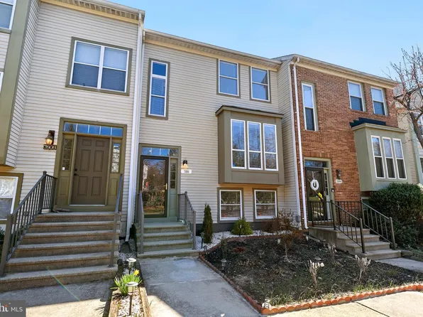 7806 Whistling Pines Ct, Ellicott City, MD 21043