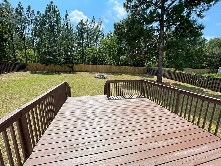 219 Yorkshire Dr — Photo 16