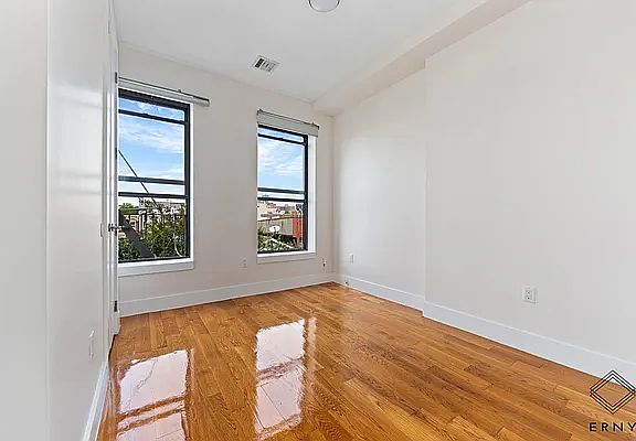 4th image of 751 Dekalb Ave #2L