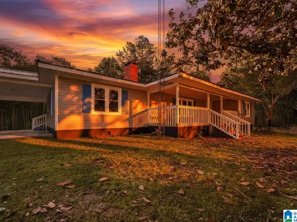 521 Oak Bowery Ln, Ohatchee, AL 36271