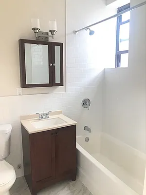 Rented by Compass | media 21