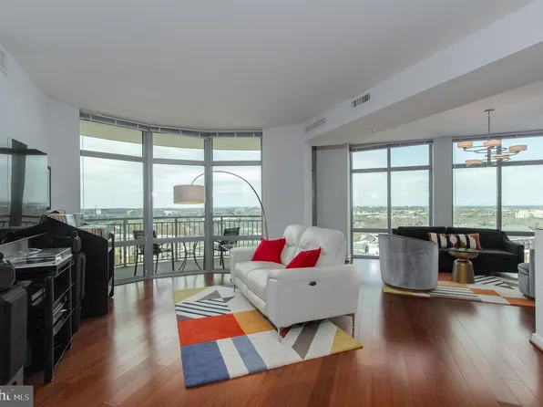 11990 Market St Unit 1013, Reston, VA 20190