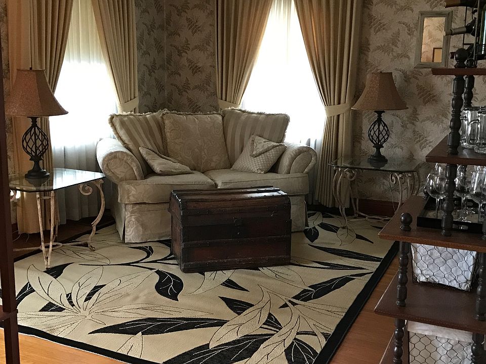 Formal living room