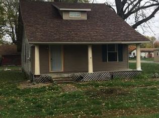 201 E Adams St, Toledo, IL 62468
