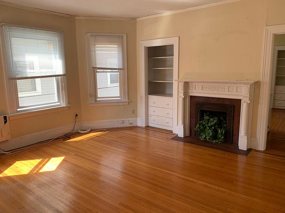 1st image of 266 Gano St #2A