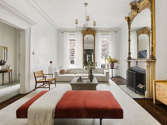 2nd image of 118 W 12th St