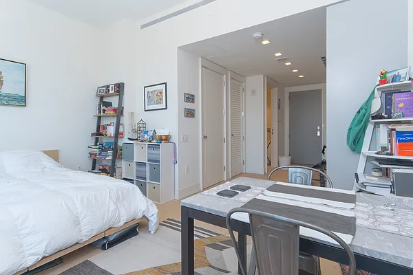Rented by Oxford Property Group | media 3