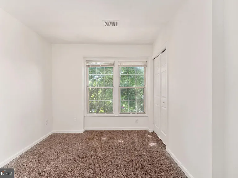 6219 Bella Dr — Photo 27