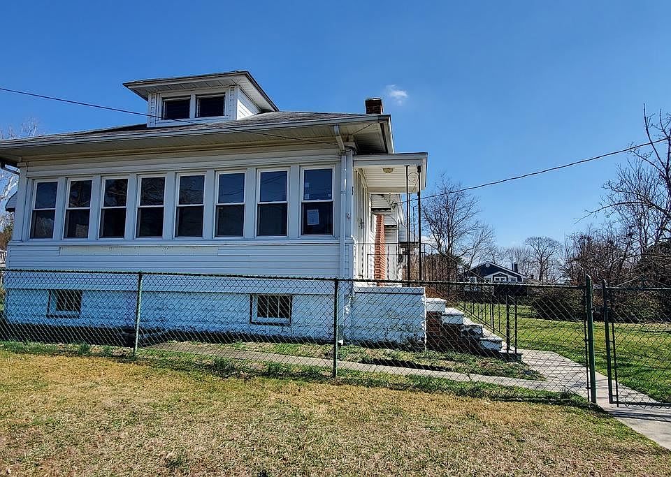 1st image of 5 Yale Ave