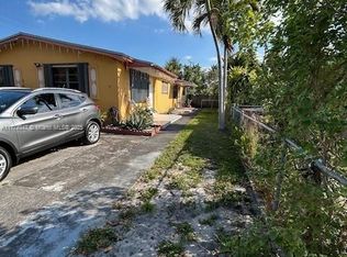 90 E 15th St, Hialeah, FL 33010