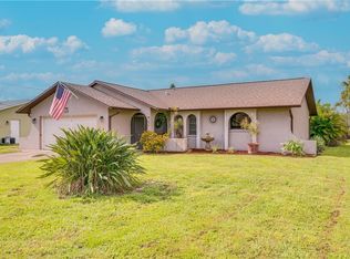 1618 SE 12th St, Cape Coral, FL 33990