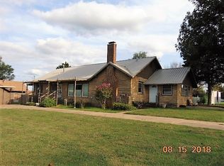 643 S Glasgow Rd, Ponca City, OK 74604