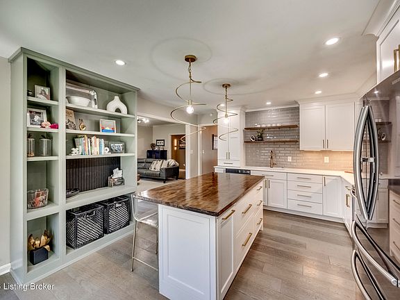 4th image of 5318 Brookswood Rd