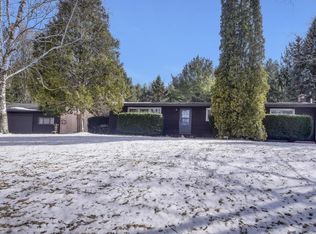 W5043 Garton Rd, Plymouth, WI 53073