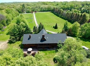 1790 Knob Rd, Burlington, WI 53105