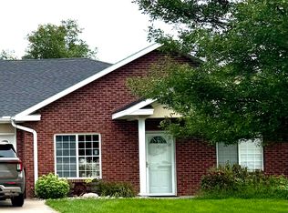 212 Meadow Dr, Pickrell, NE 68422