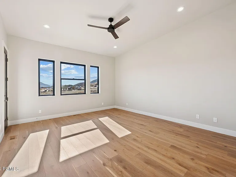 1021 W Vissen Way #67 — Photo 10