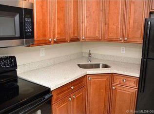 5972 NW 19th St APT 1, Lauderhill, FL 33313