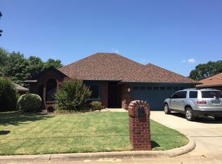 1508 Spanish Trail Dr, Granbury, TX 76048