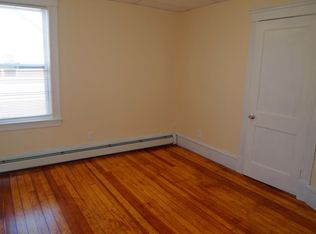 30 Dulude Ave #2R, Woonsocket, RI 02895