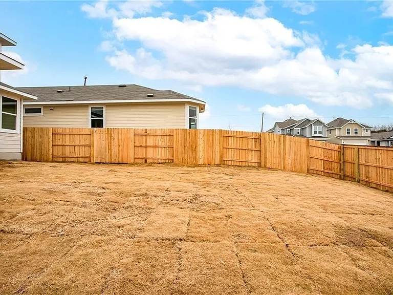 11516 Milano Dr — Photo 31