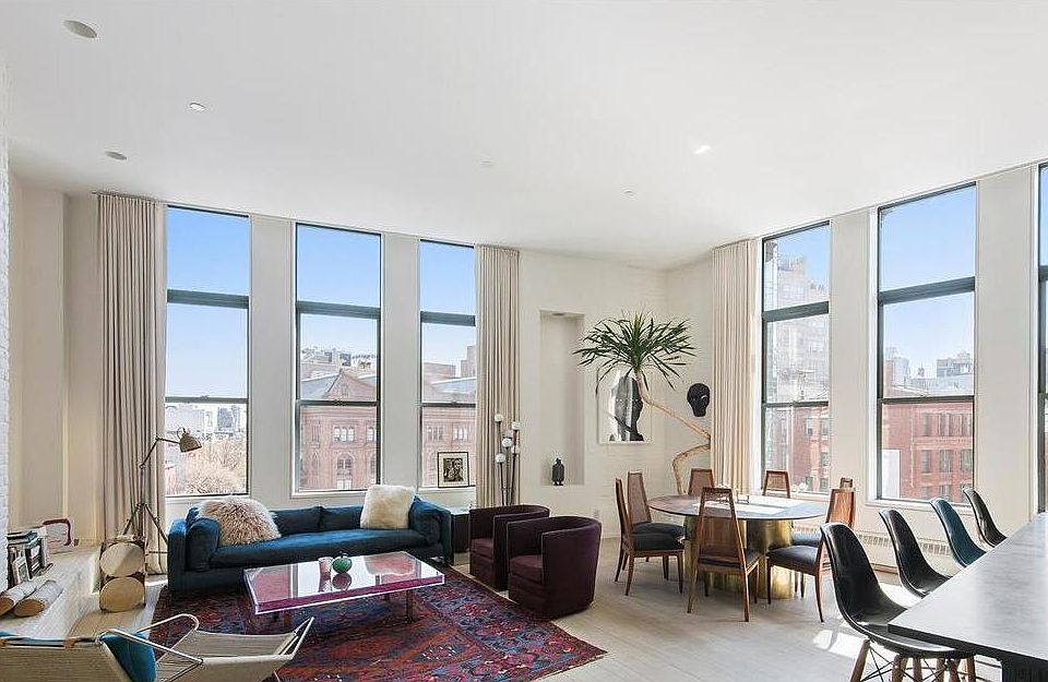 1st image of 21 Astor Pl APT 6D
