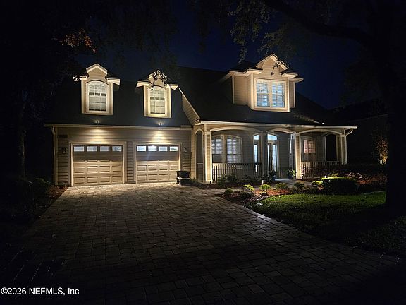 4th image of 5021 CLAYTON Court