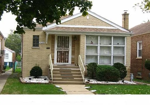 14221 S Wallace Ave photo 1