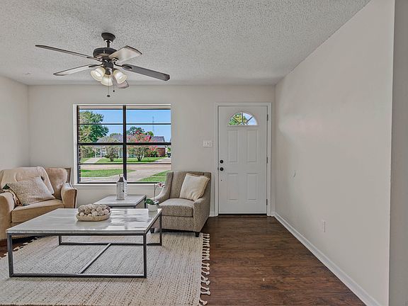 3rd image of 6040 Lanier Dr