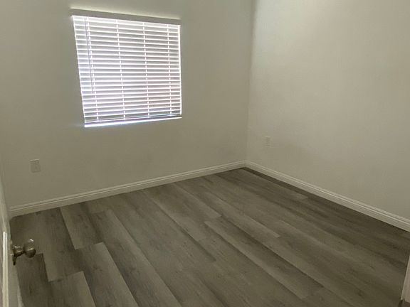 3rd image of 1052 N F St #2