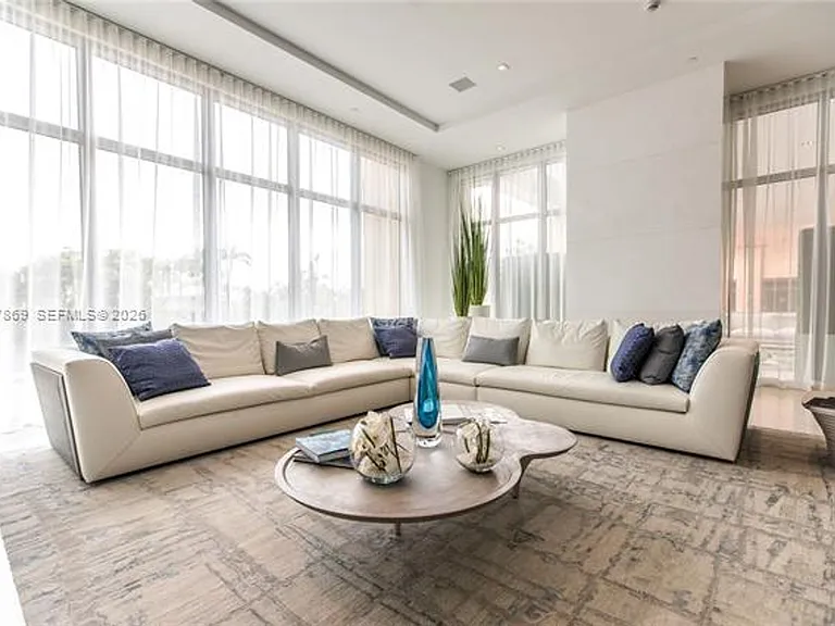 300 Sunny Isles Blvd #CU-4-1503 — Photo 35