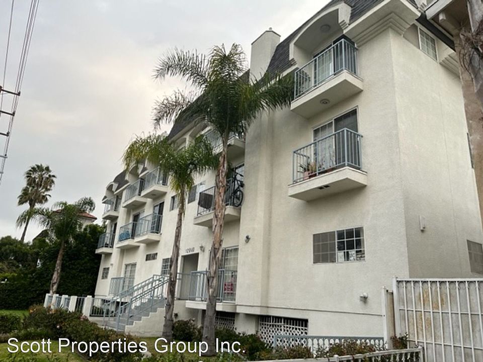 1st image of 12048 Culver Blvd #103