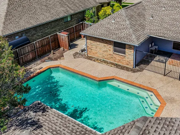 2810 Live Oak Dr, Rowlett, TX 75088