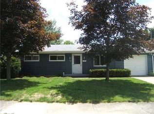 806 E McConnell St, Saint Johns, MI