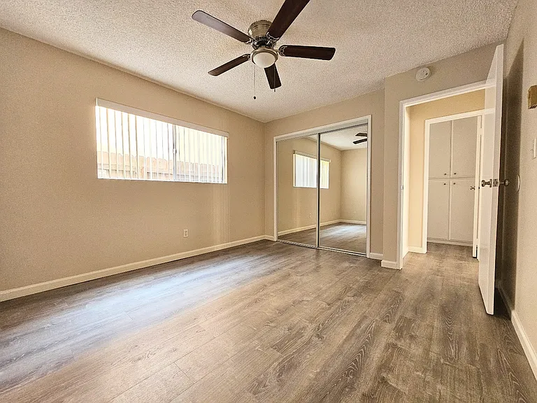 4525 Hamilton St #1 — Photo 11