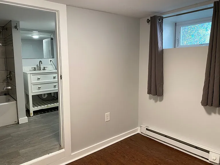 1002 N Aurora St — Photo 19