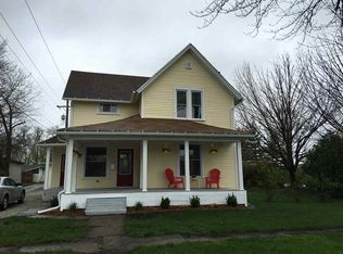 411 W 11th St, Auburn, IN