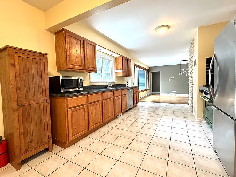 33517 N Greentree Rd — Photo 7