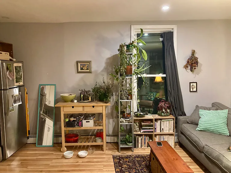 187 E Main St #4 — Photo 6