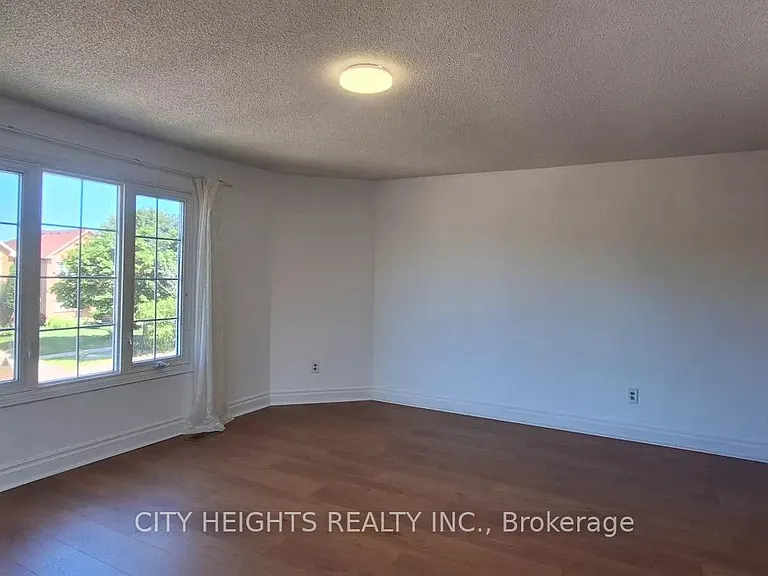 120 Littles Rd — Photo 19