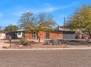 6933 E Bonnie Brae Dr, Tucson, AZ 85710