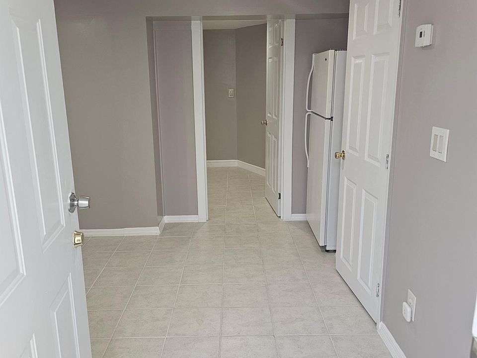 1st image of 200 Hunnewell Ave