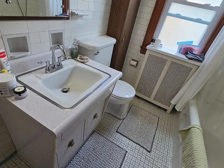 5228 W Hutchinson St #2 — Photo 13